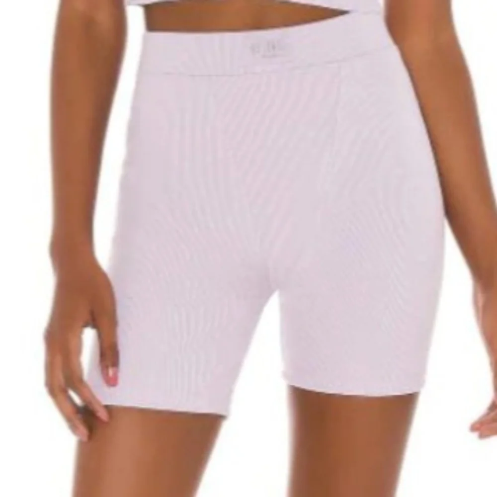 WNTRMSE lilac bike short and tank set